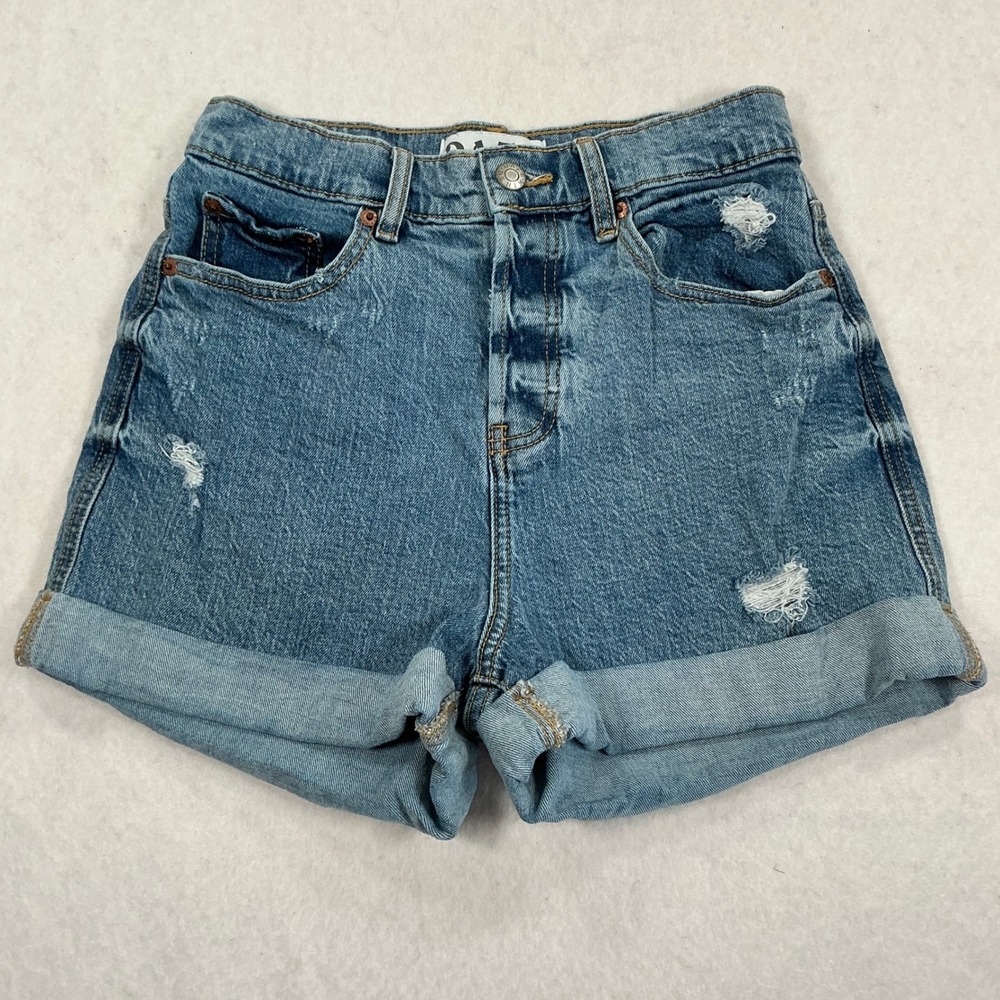 Daze Denim High Rise Distressed Cuffed Jean Shorts Medium Wash D4002MTX-DBS 26